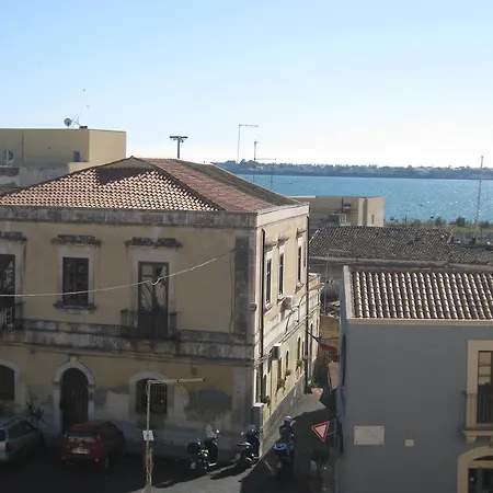 Mare Di S. Lucia