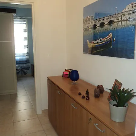 فندق مبيت وإفطار Mare Di S. Lucia 3*