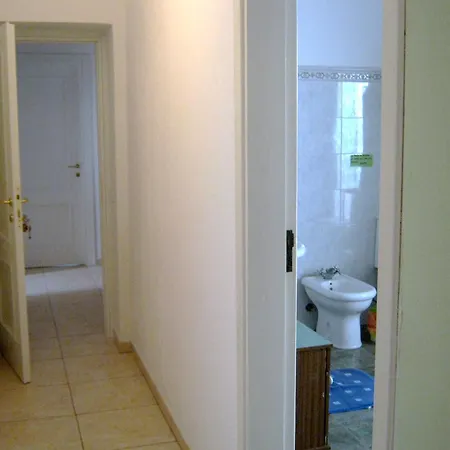 فندق مبيت وإفطار Mare Di S. Lucia 3*