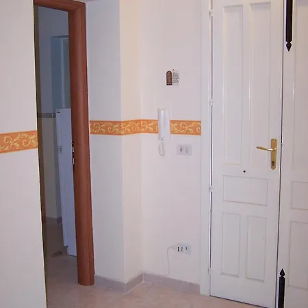 فندق مبيت وإفطار Mare Di S. Lucia 3*