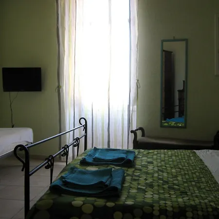 Alojamento de Acomodação e Pequeno-almoço Mare Di S. Lucia Syracuse